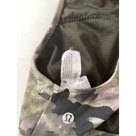 Lululemon Sz 2 Tough Train High Neck Sports Bra Camo Workout - Picture 6 of 7